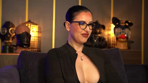 Mistress Kelly online show from March 12, 2026, 11:33 pm