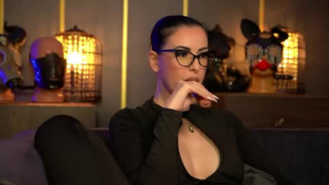 Mistress Kelly online show from May 31, 2026, 10:11 pm