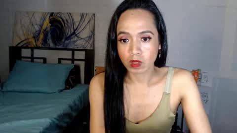 Snapshot of mistressnicoletrans chatting on December 4, 2024, 10:24 am SexyCutieNicole online show from December 4, 2024, 10:24 am