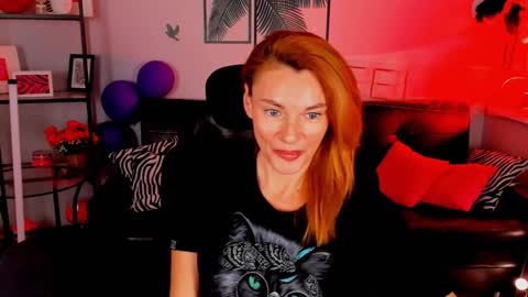 MistyBarnes NONUDE MODEL online show from January 9, 2025, 8:34 am