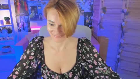 MistyBarnes NONUDE MODEL online show from January 24, 2025, 2:41 pm
