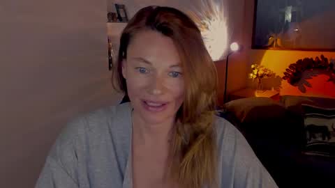 MistyBarnes NONUDE MODEL online show from May 15, 2026, 4:36 pm