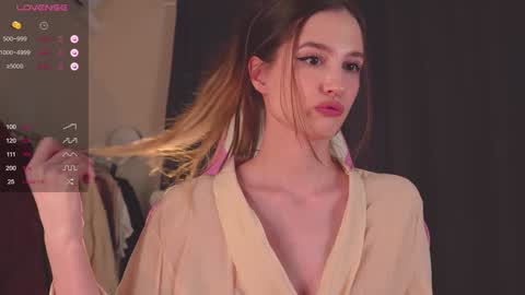 Snapshot of mita_mp4 chatting on January 20, 2025, 7:36 am Mita online show from January 20, 2025, 7:36 am