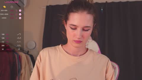 Snapshot of mita_mp4 chatting on January 22, 2025, 4:23 am Mita online show from January 22, 2025, 4:23 am