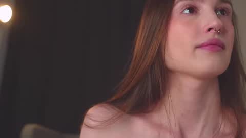 Snapshot of mita_mp4 chatting on March 6, 2025, 4:19 am Mita online show from March 6, 2025, 4:19 am