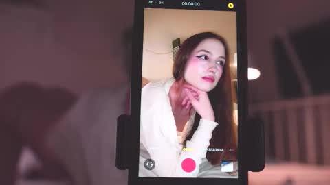 Snapshot of mita_mp4 chatting on October 2, 2025, 5:58 am Mita online show from October 2, 2025, 5:58 am