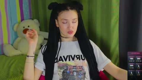 alice online show from March 5, 2025, 8:42 pm