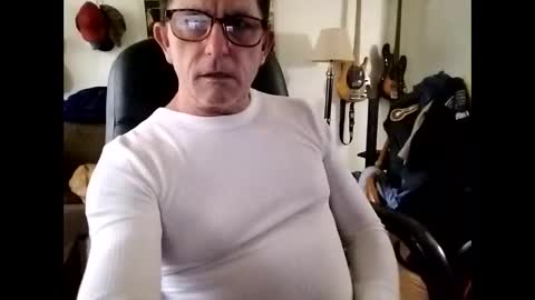 BobbyMitchGa online show from January 1, 2025, 4:29 pm