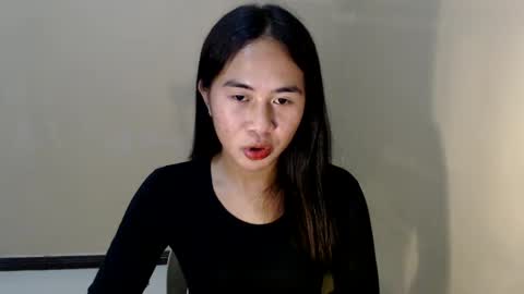 Snapshot of mitsuri_yuki chatting on December 7, 2024, 9:50 am Mitsu online show from December 7, 2024, 9:50 am