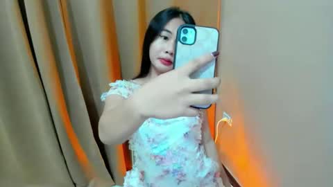 Snapshot of mitsuri_yuki chatting on September 15, 2025, 1:22 pm Mitsu online show from September 15, 2025, 1:22 pm