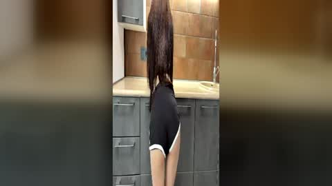 MiuGirlxGraySpot online show from July 6, 2026, 7:05 am
