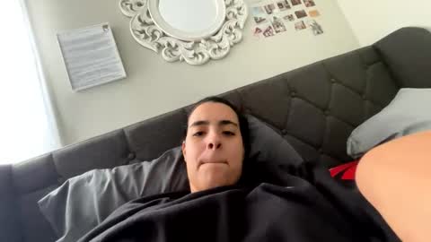 Snapshot of mixedbaby98 chatting on October 25, 2025, 3:51 pm mixedbaby98 online show from October 25, 2025, 3:51 pm