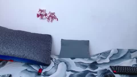 Miya online show from February 14, 2026, 7:27 am