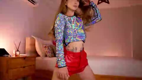  Miya Nika  online show from July 10, 2026, 9:28 pm