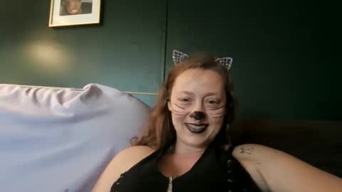 miztrezk online show from October 31, 2025, 3:24 pm