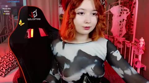 Snapshot of mizukinoyoru chatting on March 9, 2025, 5:55 am Mizuki online show from March 9, 2025, 5:55 am