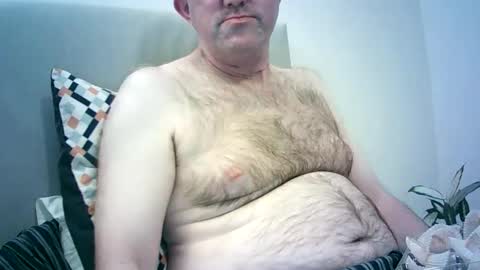 mjm19742025 online show from February 17, 2026, 8:37 pm