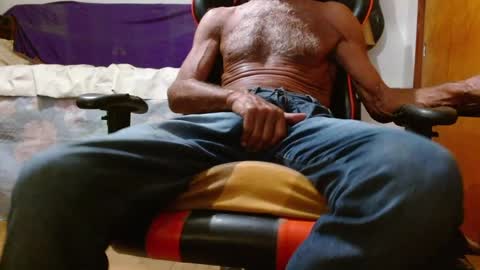 Snapshot of mjmadurengue chatting on January 1, 2025, 2:51 am Mario jose online show from January 1, 2025, 2:51 am