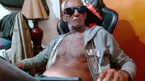 Snapshot of mjmadurengue chatting on January 7, 2025, 6:59 am Mario jose online show from January 7, 2025, 6:59 am