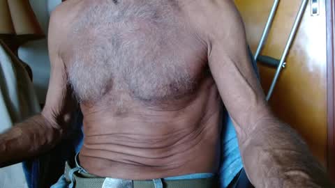 Snapshot of mjmadurengue chatting on March 8, 2025, 6:58 pm Mario jose online show from March 8, 2025, 6:58 pm