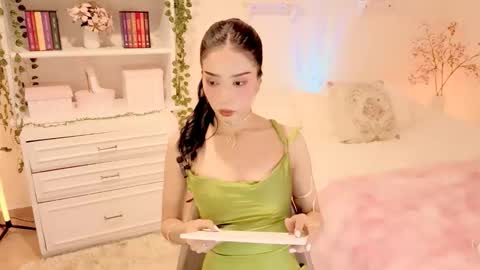 Snapshot of mkultra_aliice chatting on October 19, 2025, 12:55 am Alice online show from October 19, 2025, 12:55 am