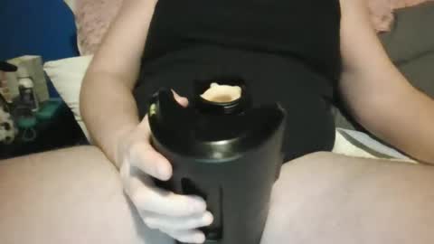 Snapshot of mlee_cam81 chatting on January 6, 2026, 3:05 pm mlee_cam81 online show from January 6, 2026, 3:05 pm
