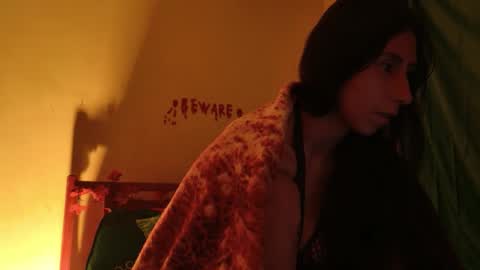 Snapshot of mli739709 chatting on November 4, 2025, 2:43 am MoonLipson online show from November 4, 2025, 2:43 am