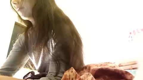 Snapshot of mli739709 chatting on November 22, 2025, 11:04 pm MoonLipson online show from November 22, 2025, 11:04 pm