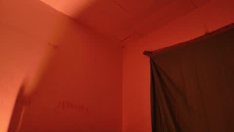 MoonLipson online show from March 19, 2026, 2:59 am