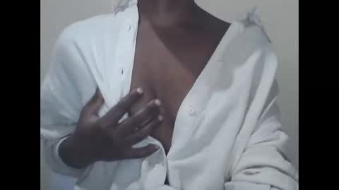 Snapshot of mlle_kali chatting on October 12, 2025, 5:34 pm Mlle Kali online show from October 12, 2025, 5:34 pm