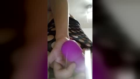 mmariahh812 online show from August 7, 2026, 12:34 am