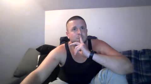 Snapshot of mmello2017 chatting on September 17, 2025, 6:15 am mmello2017 online show from September 17, 2025, 6:15 am