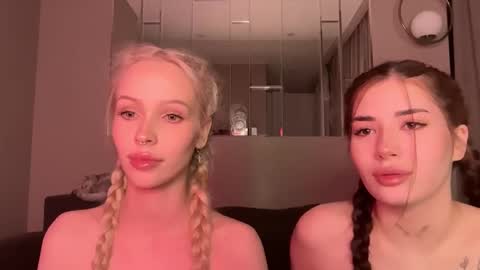 Snapshot of mmkakpoxyi22 chatting on February 7, 2026, 10:46 pm alice and ray online show from February 7, 2026, 10:46 pm