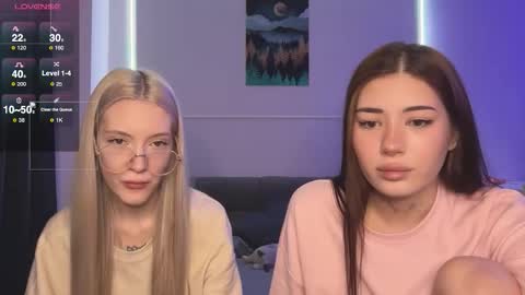 Snapshot of mmkakpoxyi22 chatting on March 8, 2026, 5:39 pm alice and ray online show from March 8, 2026, 5:39 pm