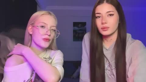 Snapshot of mmkakpoxyi22 chatting on March 16, 2026, 9:08 pm alice and ray online show from March 16, 2026, 9:08 pm