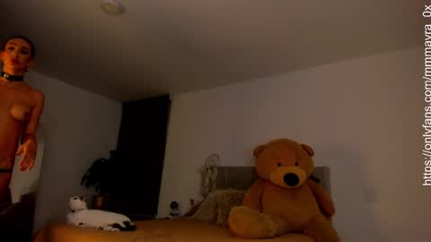 MAYRA   online show from February 11, 2025, 1:41 am