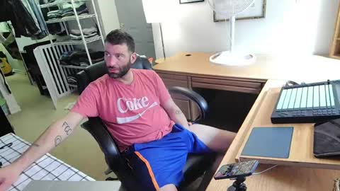 mmmohyesbb online show from June 23, 2026, 8:51 pm