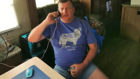 mmmthatsfunnn online show from October 8, 2025, 10:18 pm