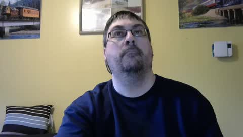 Snapshot of mmr45 chatting on January 1, 2025, 5:44 pm mmr45 online show from January 1, 2025, 5:44 pm