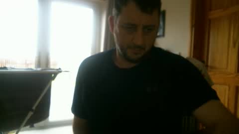 mnalover1 online show from November 8, 2025, 10:37 am