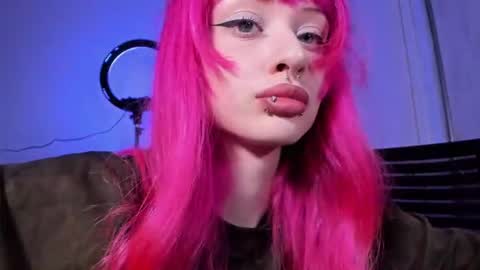 mnepohhh online show from July 21, 2026, 2:36 am