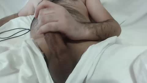 Laith online show from December 19, 2025, 11:39 am