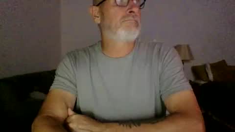 Snapshot of moamale chatting on February 24, 2026, 4:21 am moamale online show from February 24, 2026, 4:21 am