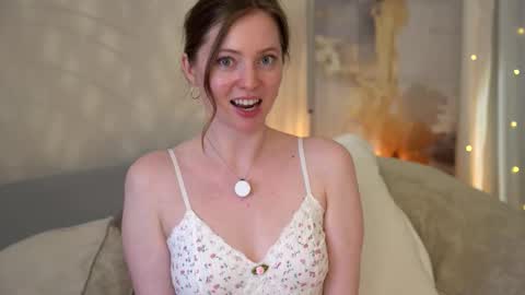 moan_elisa online show from March 30, 2026, 11:55 am