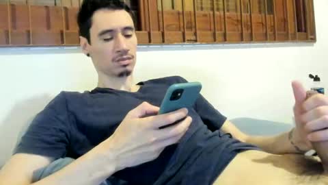 DigBreed online show from December 22, 2024, 10:04 pm