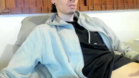 DigBreed online show from November 1, 2025, 7:21 am