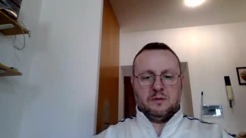 modesto1969 online show from February 9, 2025, 10:09 am