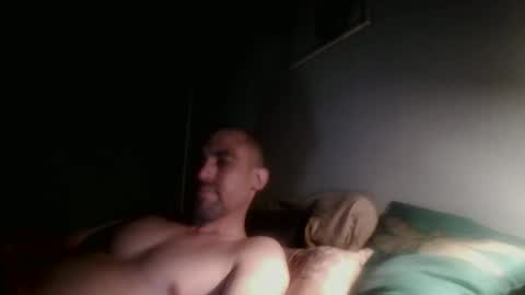 moetion1976 online show from May 2, 2026, 9:36 am