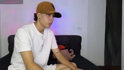 mohamed_malik online show from August 6, 2026, 4:09 pm