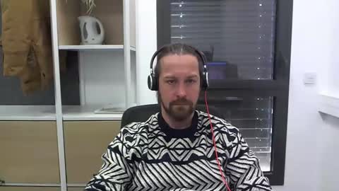 Julien online show from February 27, 2025, 11:20 am